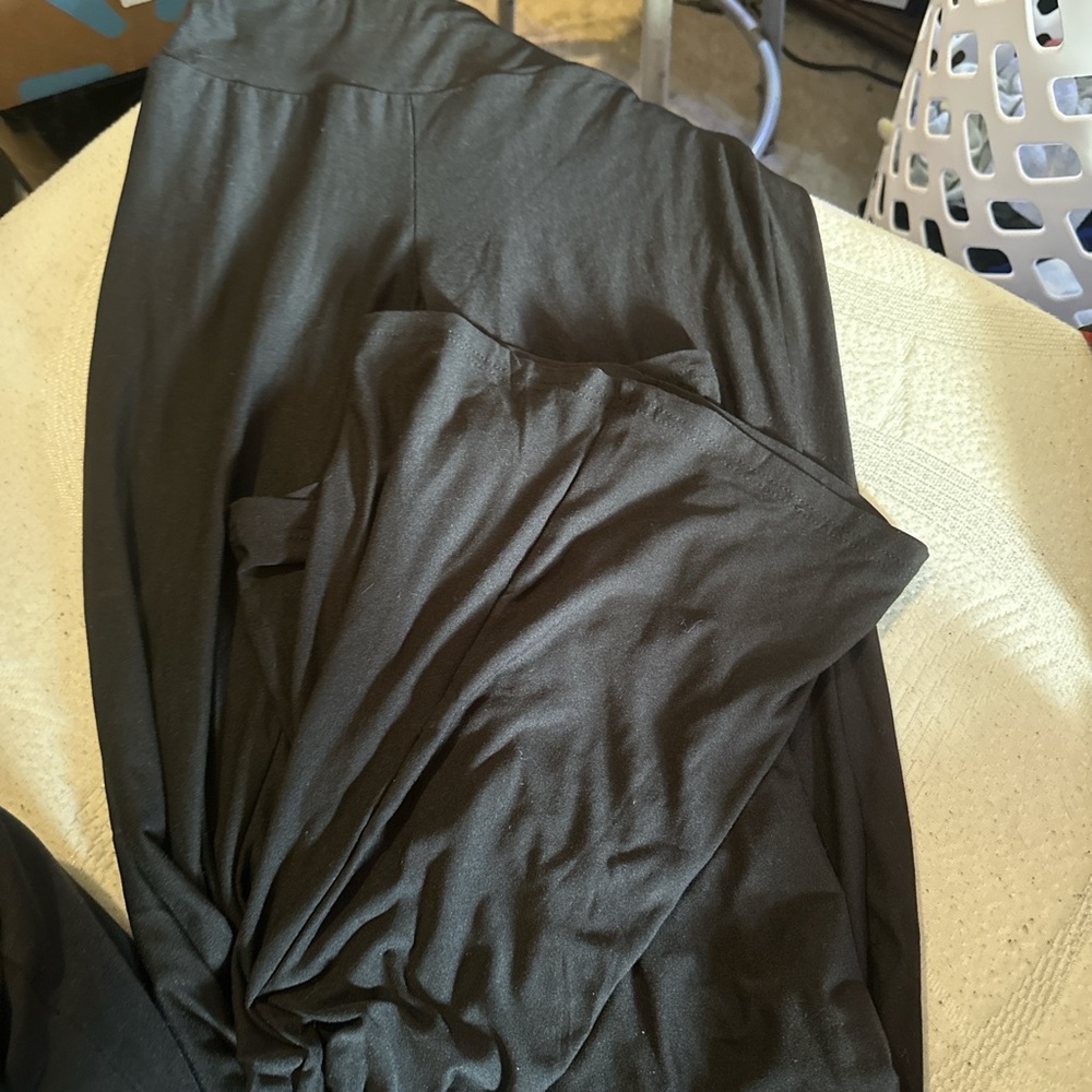 No Boundaries Classic Black Skirt